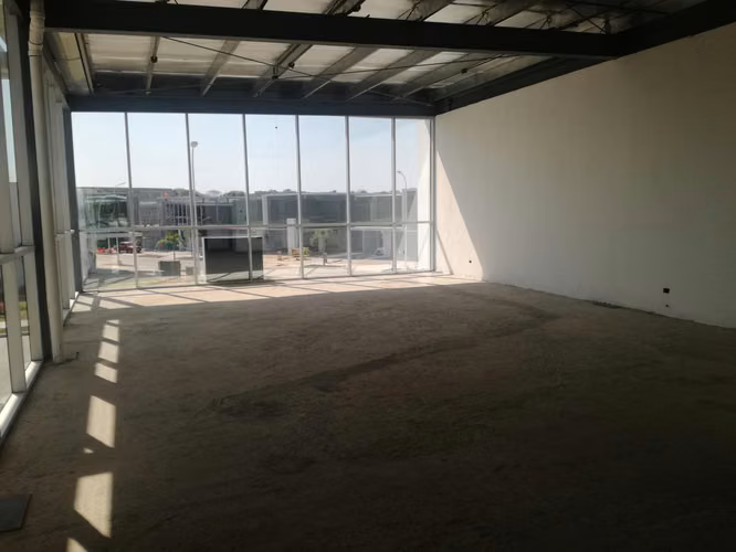 Galera en Venta en Parque Lefevre YM - Imagen 6