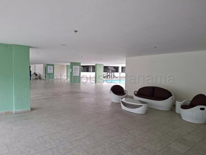 Vendo apartamento de playa en San Carlos MPM26-1811