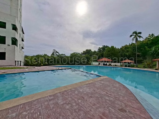 Vendo apartamento de playa en San Carlos MPM26-1811