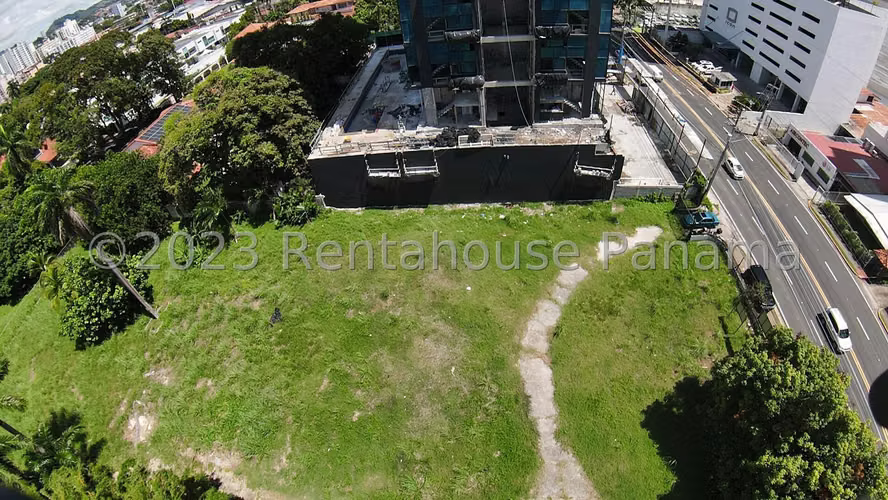 Land For Sale In Coco Del Mar YM