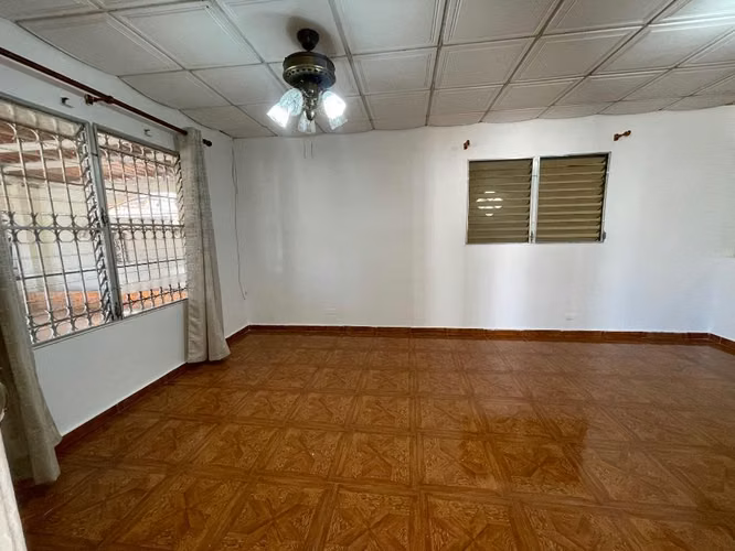 VENTA CASA EN SAN ANTONIO