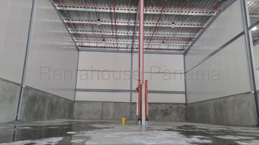 Se Vende oficina en Juan Diaz MDV26-6752