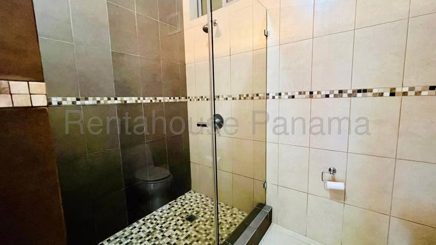alquilo apartamento amoblado en panama pacifico OF 26-6748