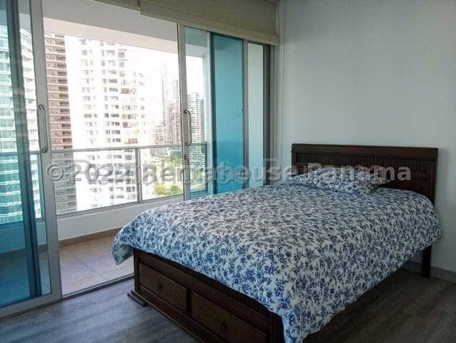 alquilo apartamento amoblado en avenida balboa OF 26-6714