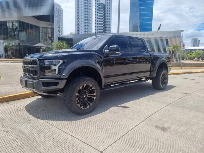 Ford Raptor F 150 DEL 2019 IMPECABLE