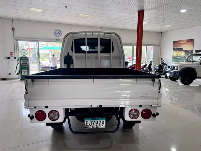 2025 Kia K2700 Cabina Doble 4x4 solo 52 Mil KMS en Pedasi