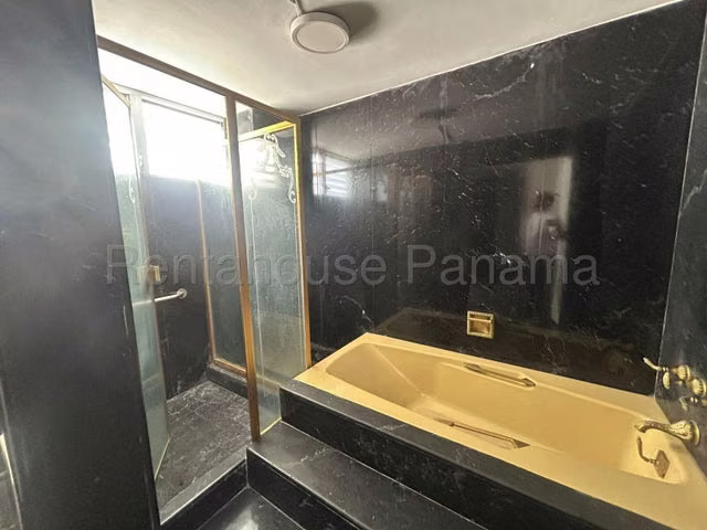 vendo apartamento en paitilla OF 26-6679