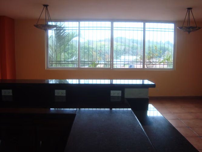 Casa de 470 m² con 4 recámaras en venta y alquiler, Villa de las Fuentes