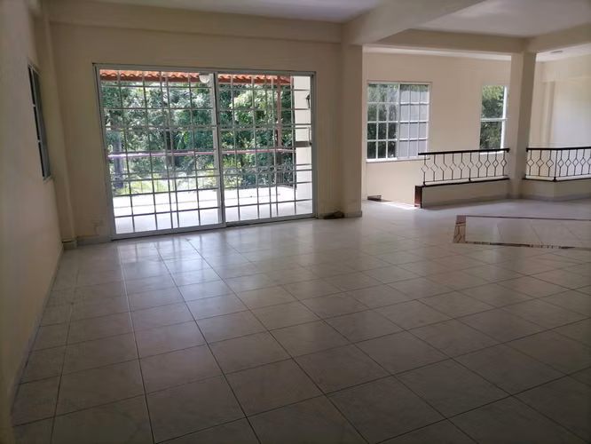 NC90 SE VENDE AMPLIA Y ESPECTACULAR CASA EN ALBROOK - Imagen 18