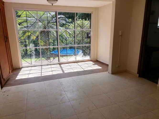 NC90 SE VENDE AMPLIA Y ESPECTACULAR CASA EN ALBROOK - Imagen 15