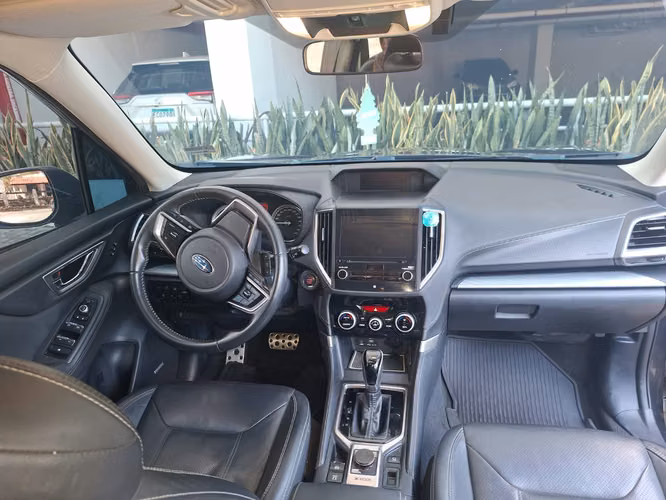 2019 Subaru Forester AWD Limited Trim – 84,000 km – $14,900 - Imagen 6
