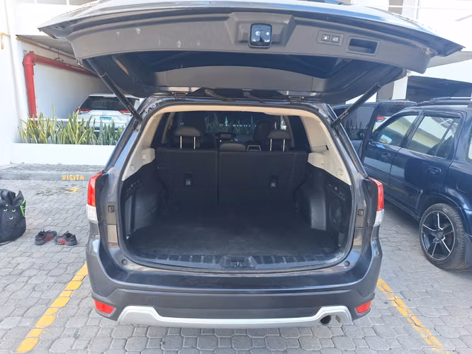 2019 Subaru Forester AWD Limited Trim – 84,000 km – $14,900 - Imagen 8