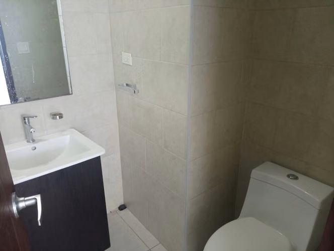 VENDO APTO 2REC 2 BAÑOS AV BALBOA DIAGONAL MERCADO MARISCOS VISTA AL MAR