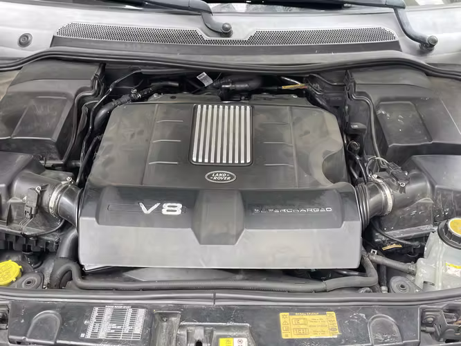 LAND ROVER RANGE ROVER SUPERCHARGED  2010