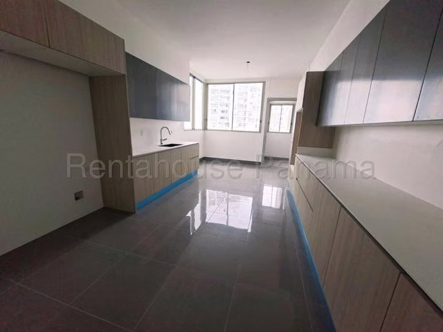 Venta PH Pacific Point JM