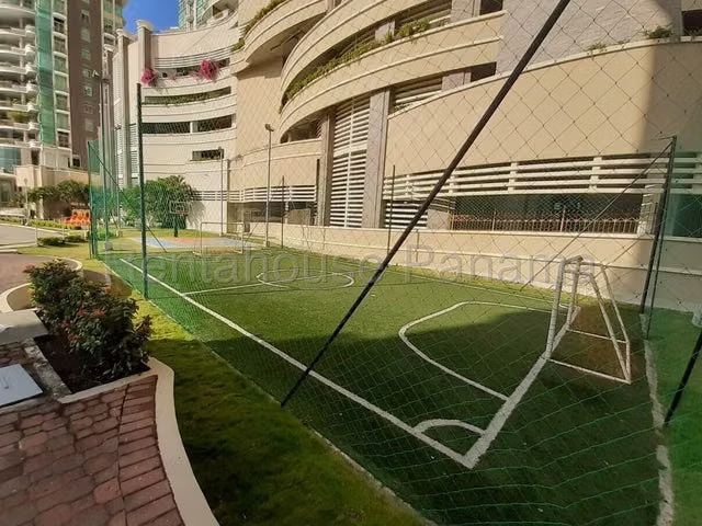 Venta PH Pacific Point JM