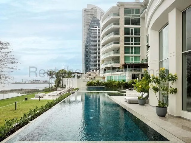 Venta PH Pacific Point JM