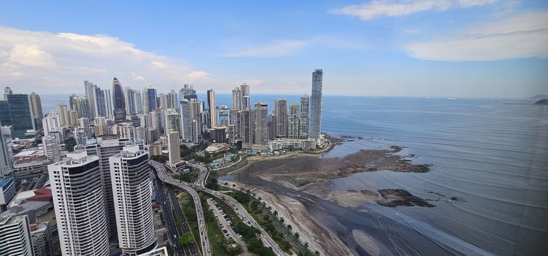 Ph hilton ave Balboa con Buenos acabados 1,461mt2