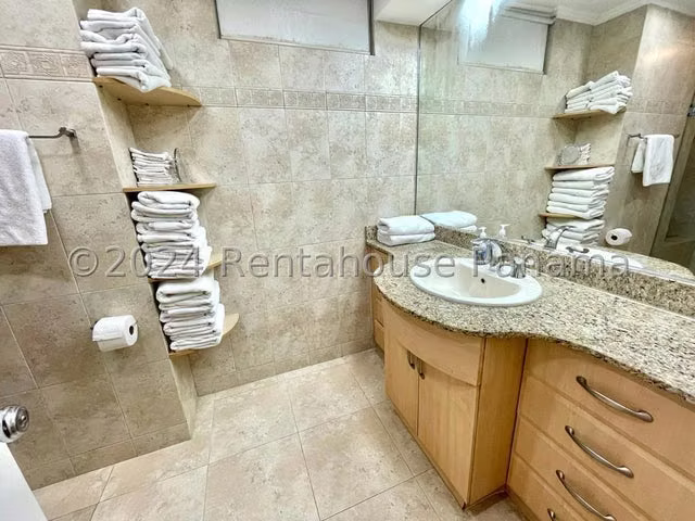 Apartamento en Venta en Mystic Point Punta Pacifica 24YCG6664