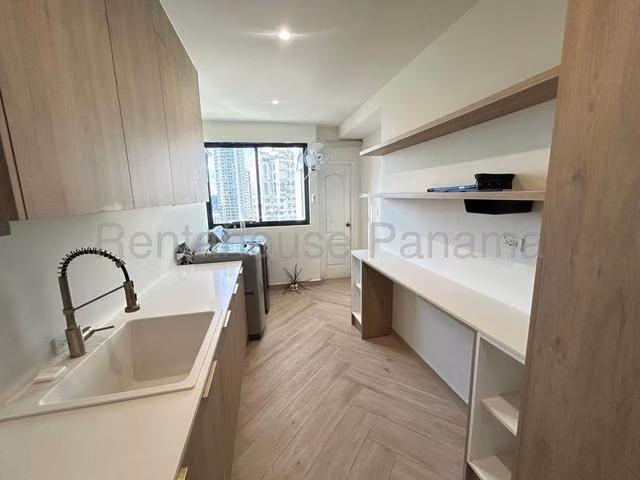 Alquiler Miramar Avenida Balboa 26YCG5506