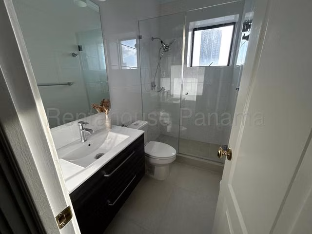 Alquiler Miramar Avenida Balboa 26YCG5506