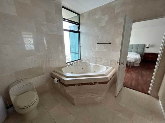 Alquiler Miramar Avenida Balboa 26YCG5506
