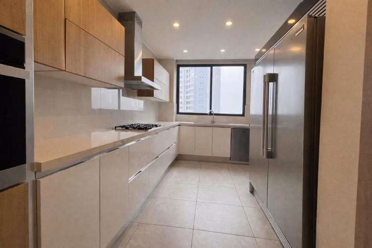 Venta Deluxe Residences