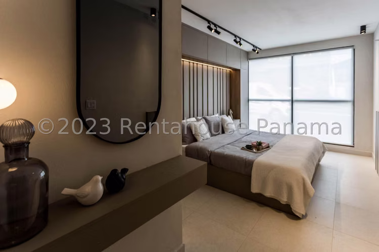 Se Vende Apartamento en Coco del Mar VLU26-6812