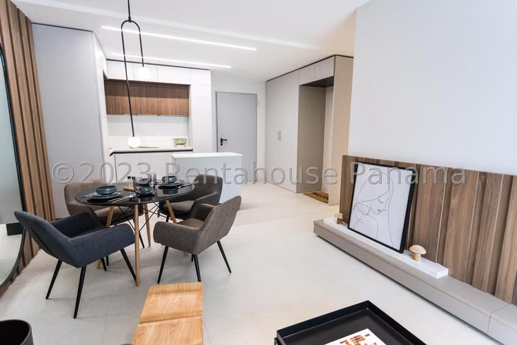Se Vende Apartamento en Coco del Mar VLU26-6812