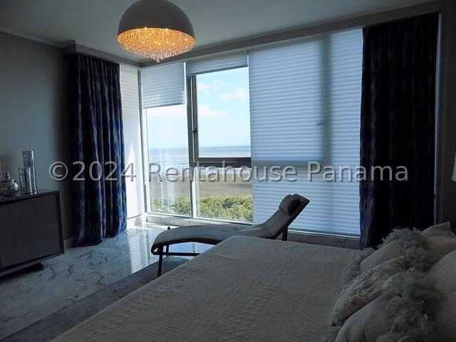 Apartamento en Alquiler con Opción a Compra en Regalia  Costa del Este CIG266147