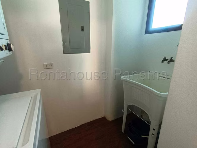 Se Vende Apartamento en Costa Sur LA26-6800