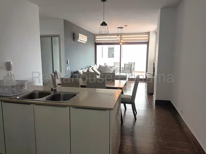 Se Vende Apartamento en Costa Sur LA26-6800