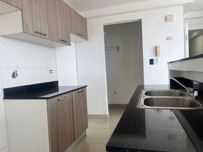 Banco Vende Apartamento en PH CORAL TOWER (dv) - Imagen 6