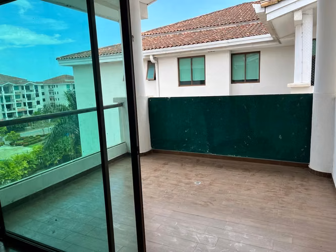 Banco Vende Apartamento en PH COSTAMARE (dv) - Imagen 4