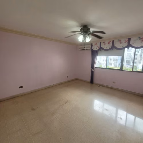 Vendo apto en Punta Paitilla