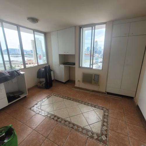 Vendo apto en Punta Paitilla