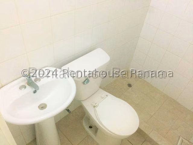 Apartamento En Venta En Condado Del Rey SYH