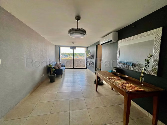 Apartamento En Venta En Condado Del Rey SYH