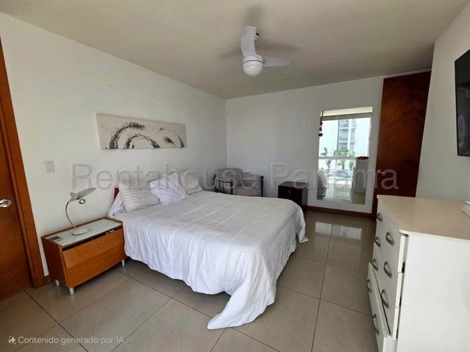 Apartamento en Venta en Bahía del Golf Coco del Mar CIG262620