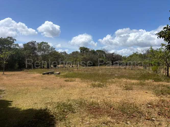 Venta de terreno de 6650m² en Chame 26JSS6629