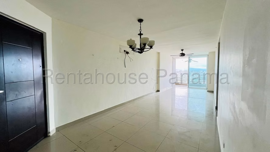 Venta de apartamento en Hato Pintado   AK