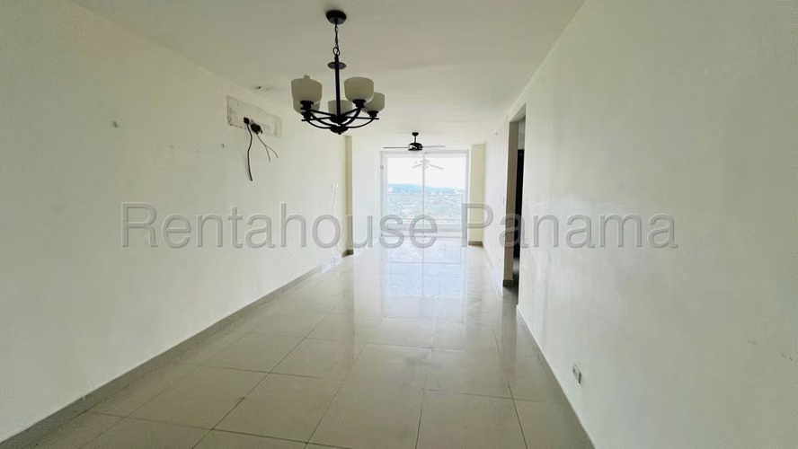 Venta de apartamento en Hato Pintado   AK
