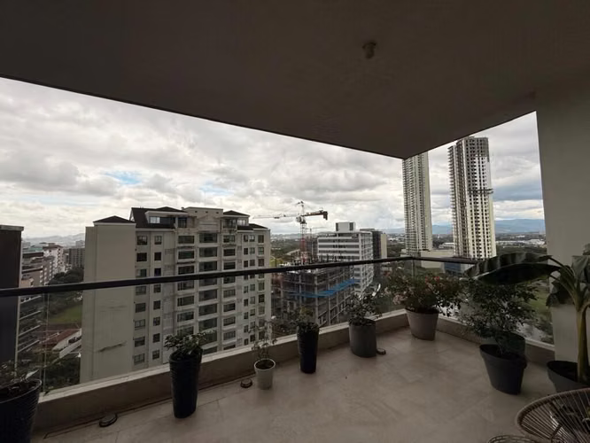 Venta en Santa Maria Golf | 3 Recamaras y Vista al Golf en Santa Maria