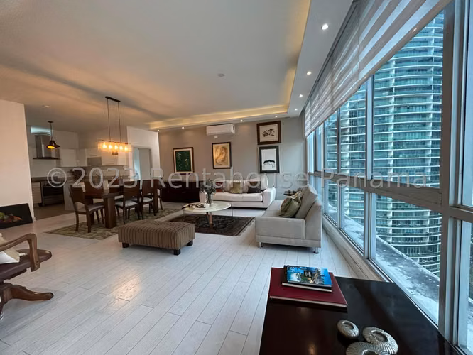 Apartamento Amoblado en Venta en Bella Vista 24*552Mfk