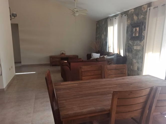 Se vende casa eb molinos 350 mil