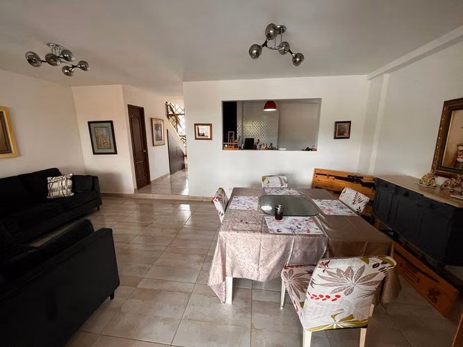 SE VENDE CASA LAS CUMBRES MIRADOR DEL LAGO  3 HABITACIONES PISCINA - Imagen 4