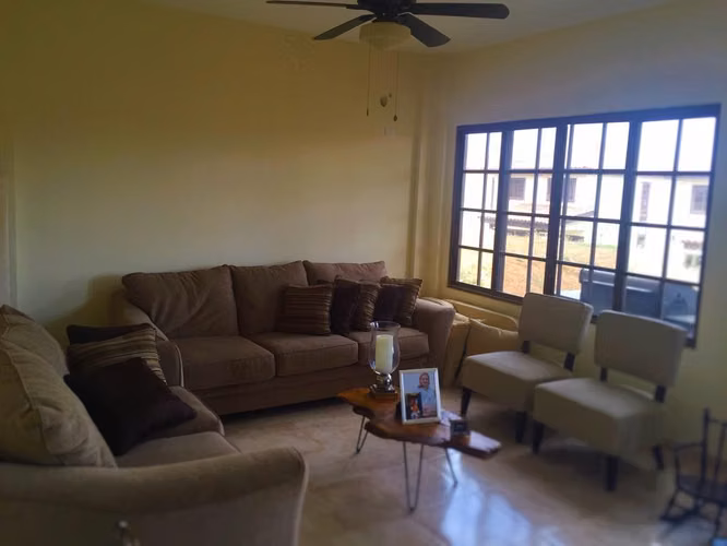 SE VENDE CASA LAS CUMBRES MIRADOR DEL LAGO  3 HABITACIONES  - Imagen 5
