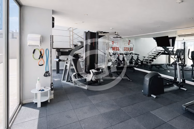 Apartamento en Venta PH Porto Alegre, Villa Lucre, Muy amplio.