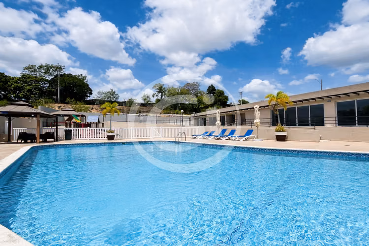 Apartamento en Venta PH Porto Alegre, Villa Lucre, Muy amplio.