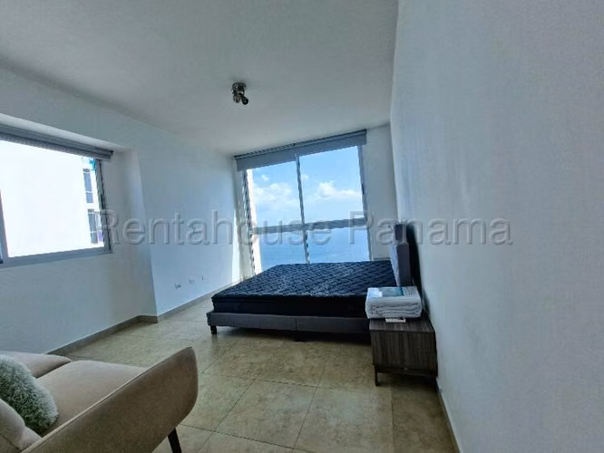 Venta de Apartamento en Avenida Balboa Ph H2O On The Bay Mts2: 146 PD